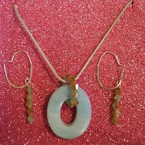 👑Sparkling Silver necklace and earring set